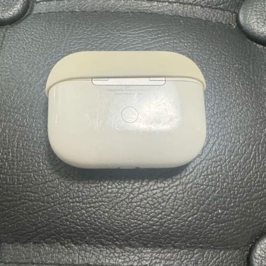 専用出品　AirPods Pro ワイヤレスイヤホン カバーおまけ（第一世代）