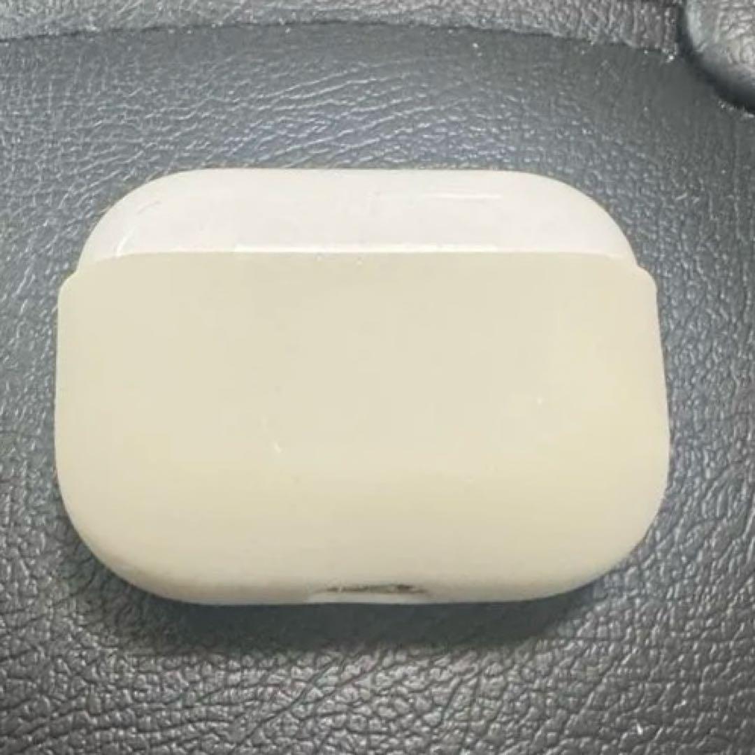 専用出品　AirPods Pro ワイヤレスイヤホン カバーおまけ（第一世代）