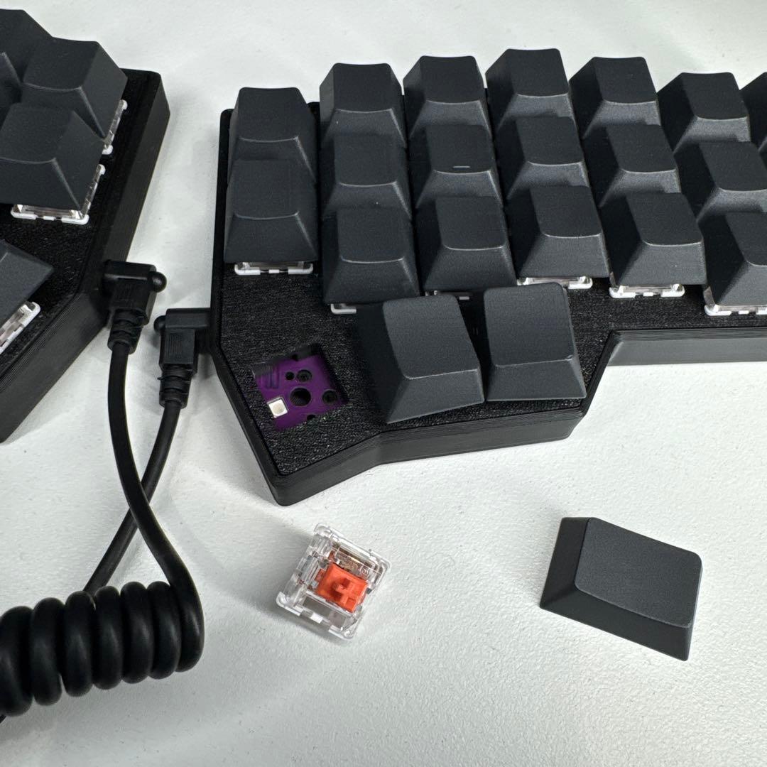 YIVU CORNE V4　カスタム