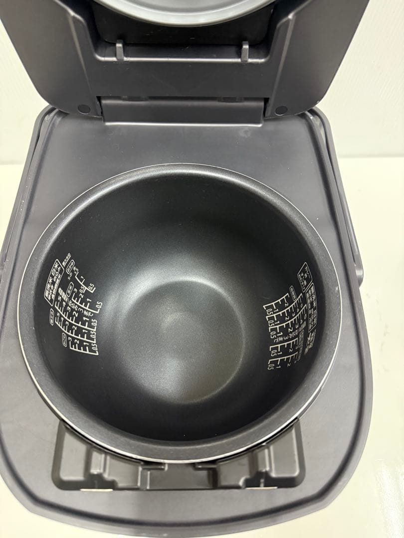 アイリスオーヤマ圧力IHジャー炊飯器RC-PDA50-B 2023年製