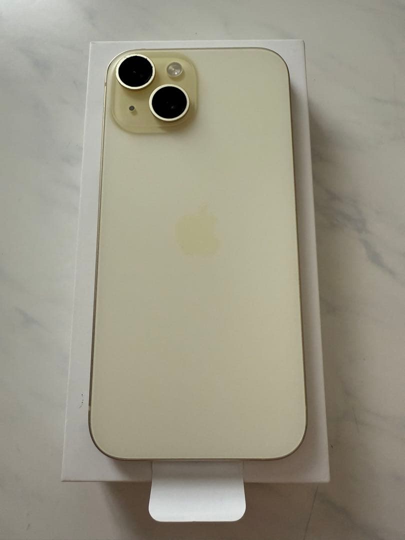 iPhone15 128GB イエロー SIMフリー バッテリー87%