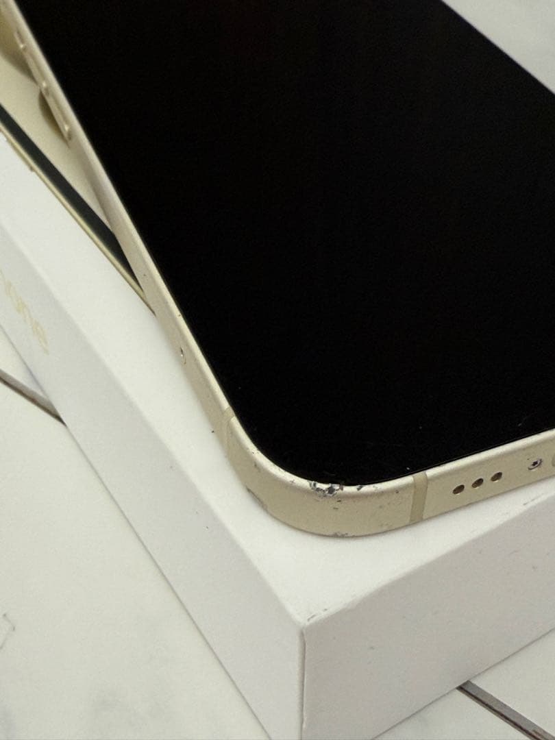 iPhone15 128GB イエロー SIMフリー バッテリー87%