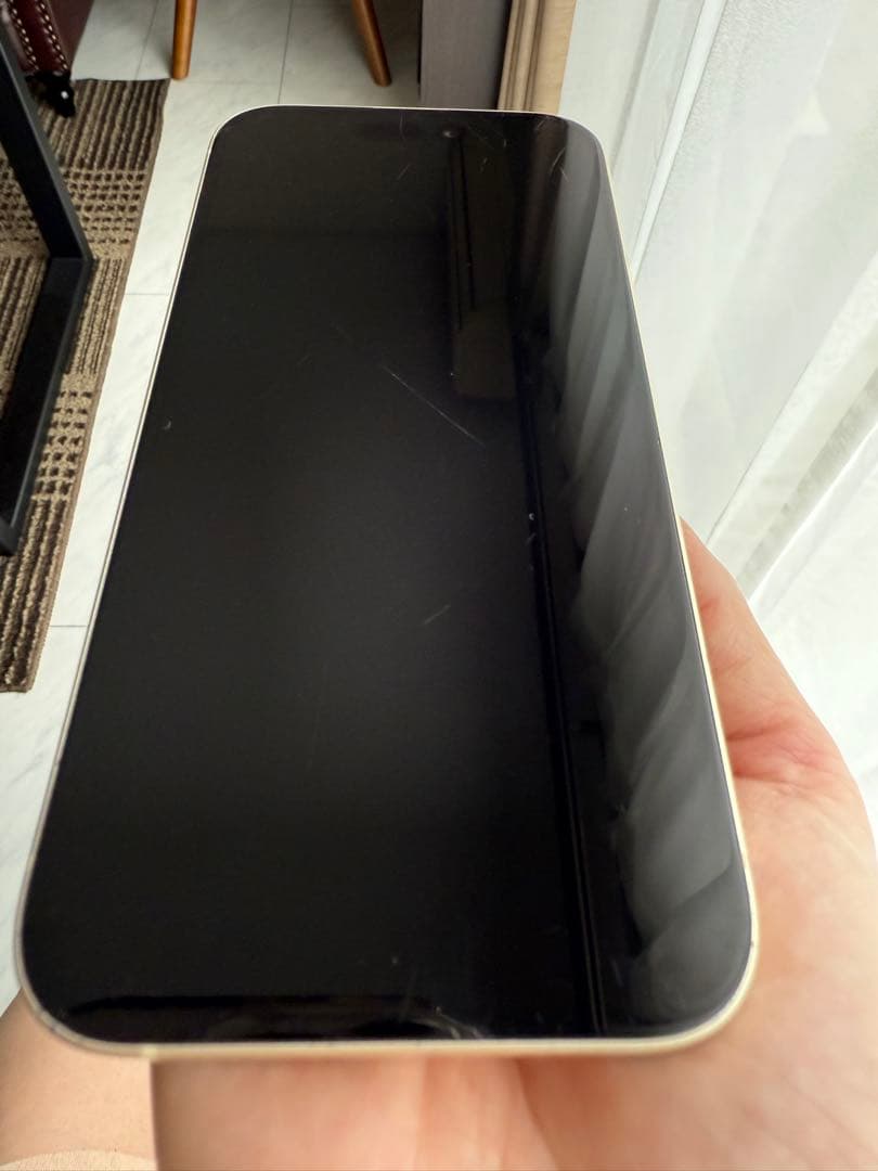 iPhone15 128GB イエロー SIMフリー バッテリー87%