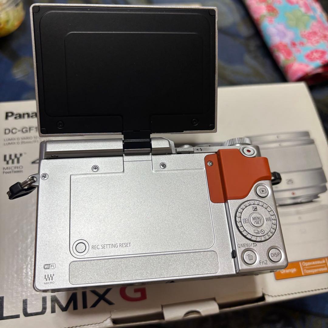 【美品/】Panasonic デジタル カメラ LUMIX G ストラップ付き