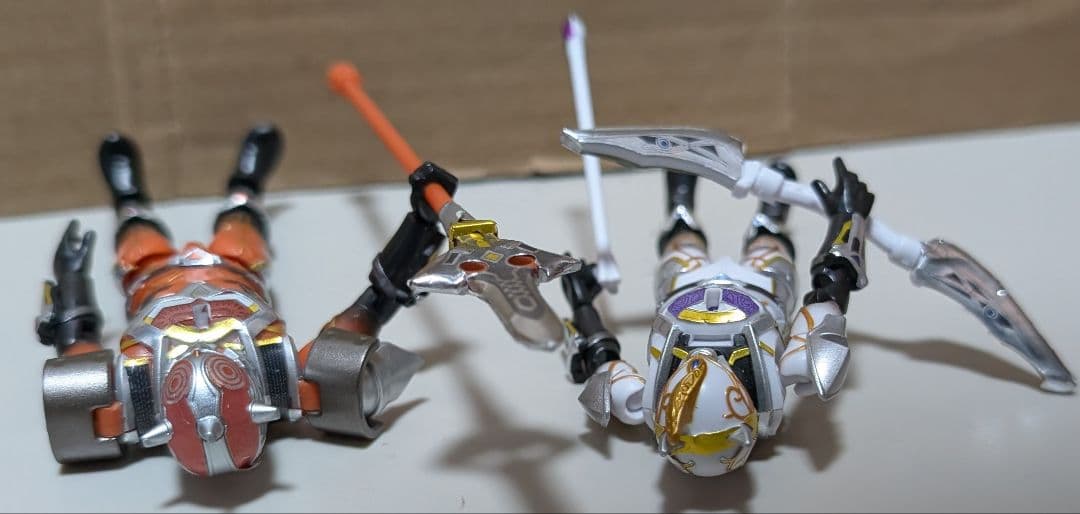 勇動 脳人 & ゴールドンモモタロウ