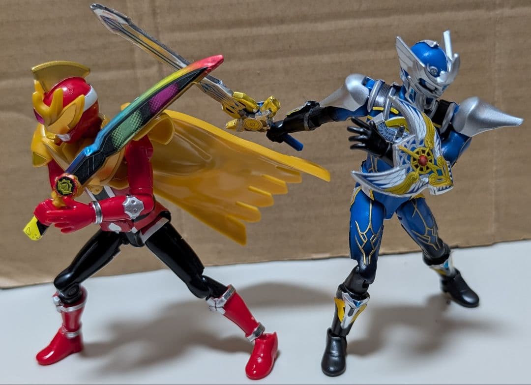 勇動 脳人 & ゴールドンモモタロウ