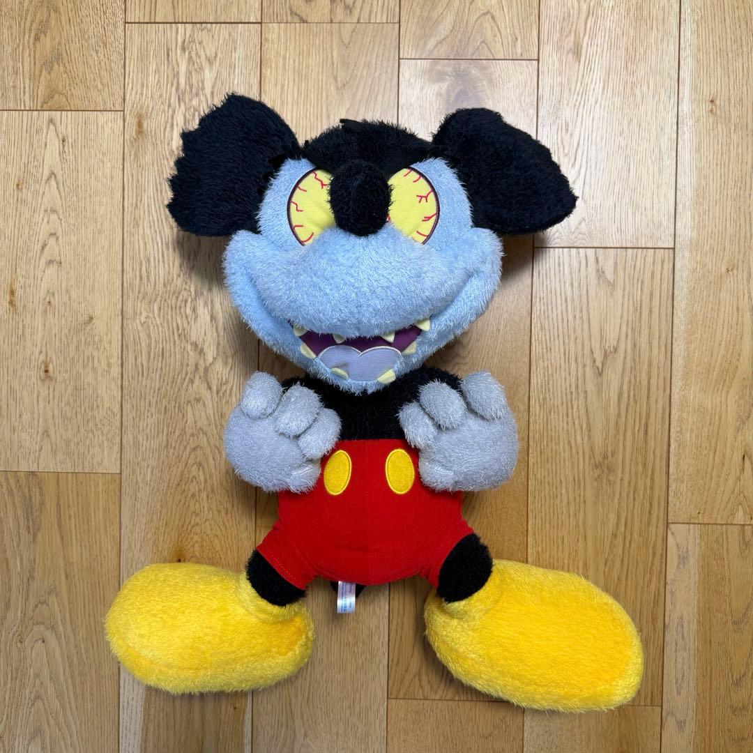 ミッキーマウスぬいぐるみ　アルバイトは危機一髪　狂乱ミッキー　発狂