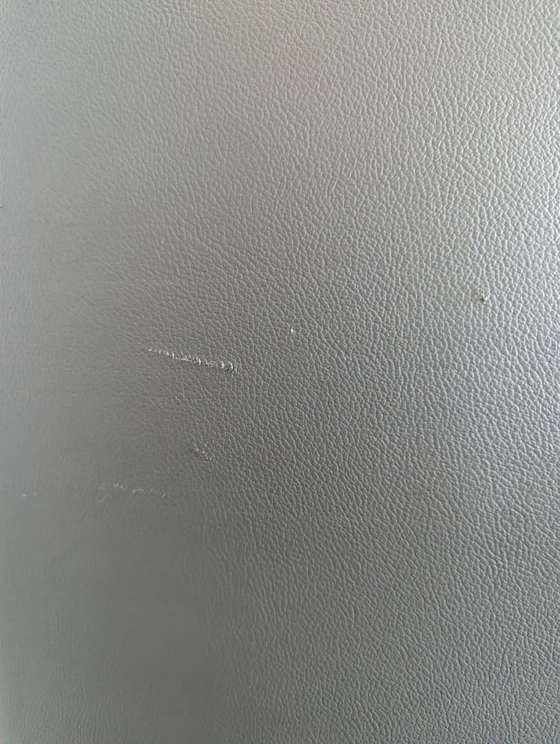 ニトリ　オフィスチェア　合成皮革