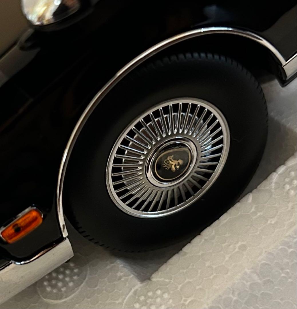【新品】全開閉 Almost Real 1/18 トヨタ センチュリー 1997