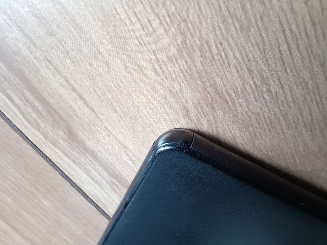 SIMフリー Xperia タブレットZ4 SO-05G キーボードセット中古品