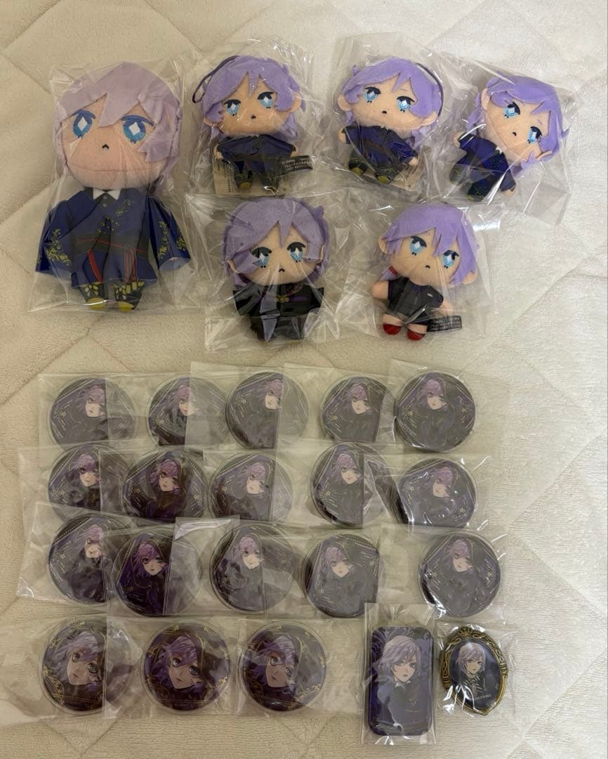 ツイステ　エペル　グッズセット　65点　缶バッジ　ぬい　カード