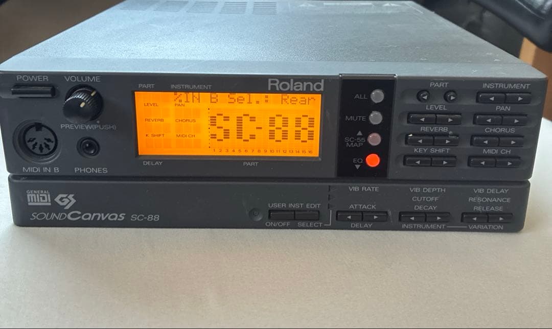 Roland Sound Canvas SC-88&取扱説明書　ジャンク品