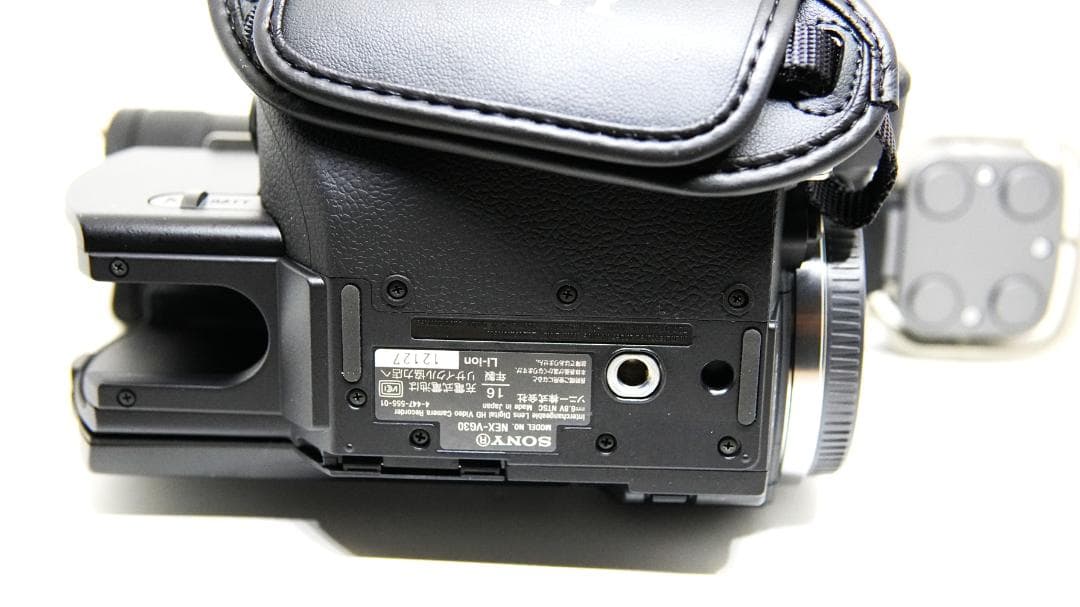 ソニー SONY NEX-VG30 本体 [美品] 新品バッテリー２個付き