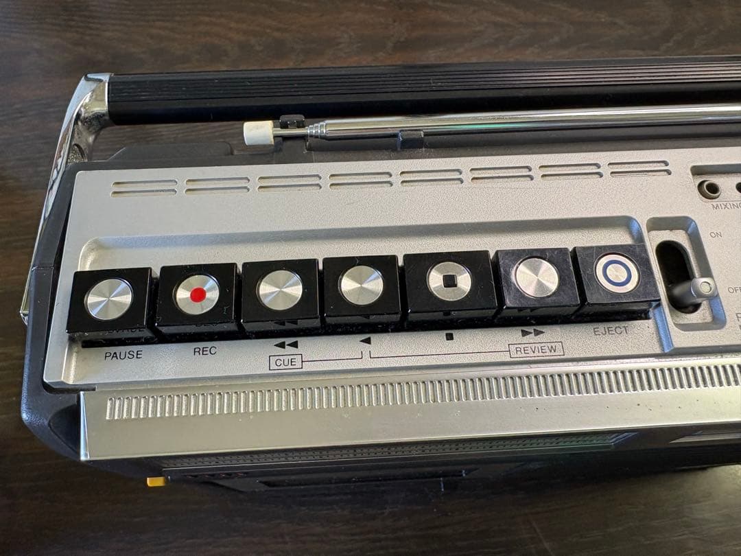 SONY CF-1660 ラジオ・カセットプレーヤー