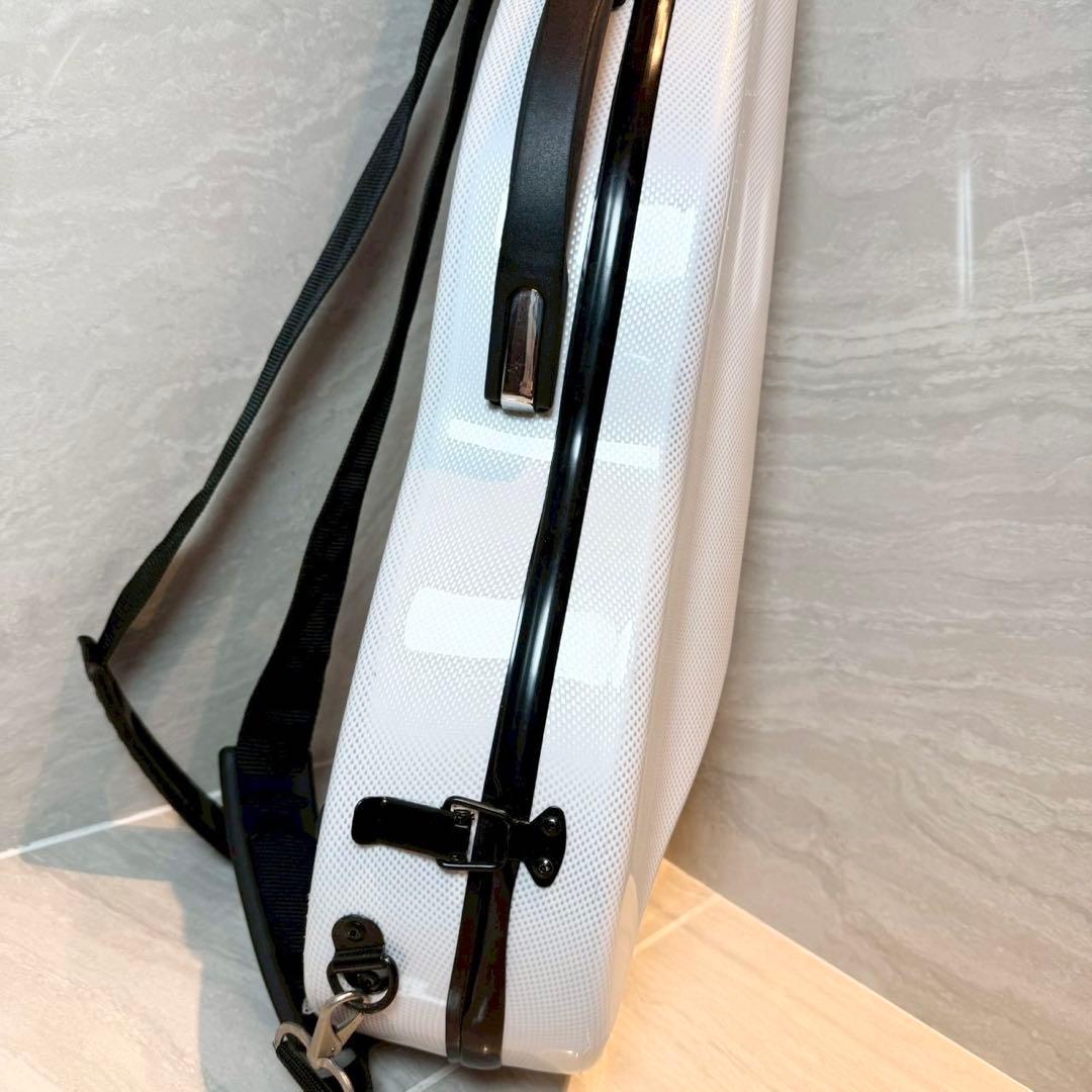 4/4用　バイオリンケース カーボン製　ハードケース　ホワイト　白