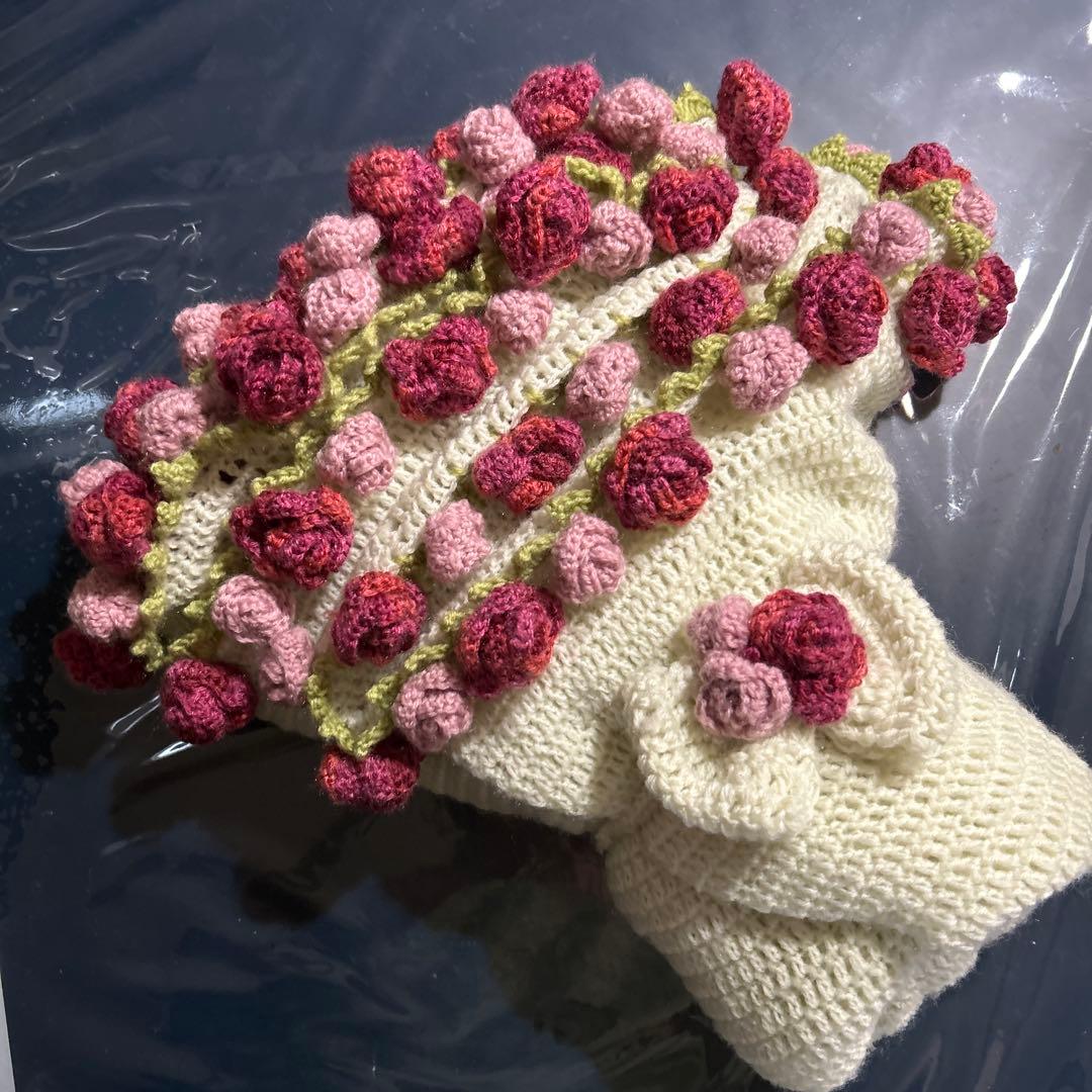 花束ブランケット　赤とピンクのバラ　飾りゴム止め付き