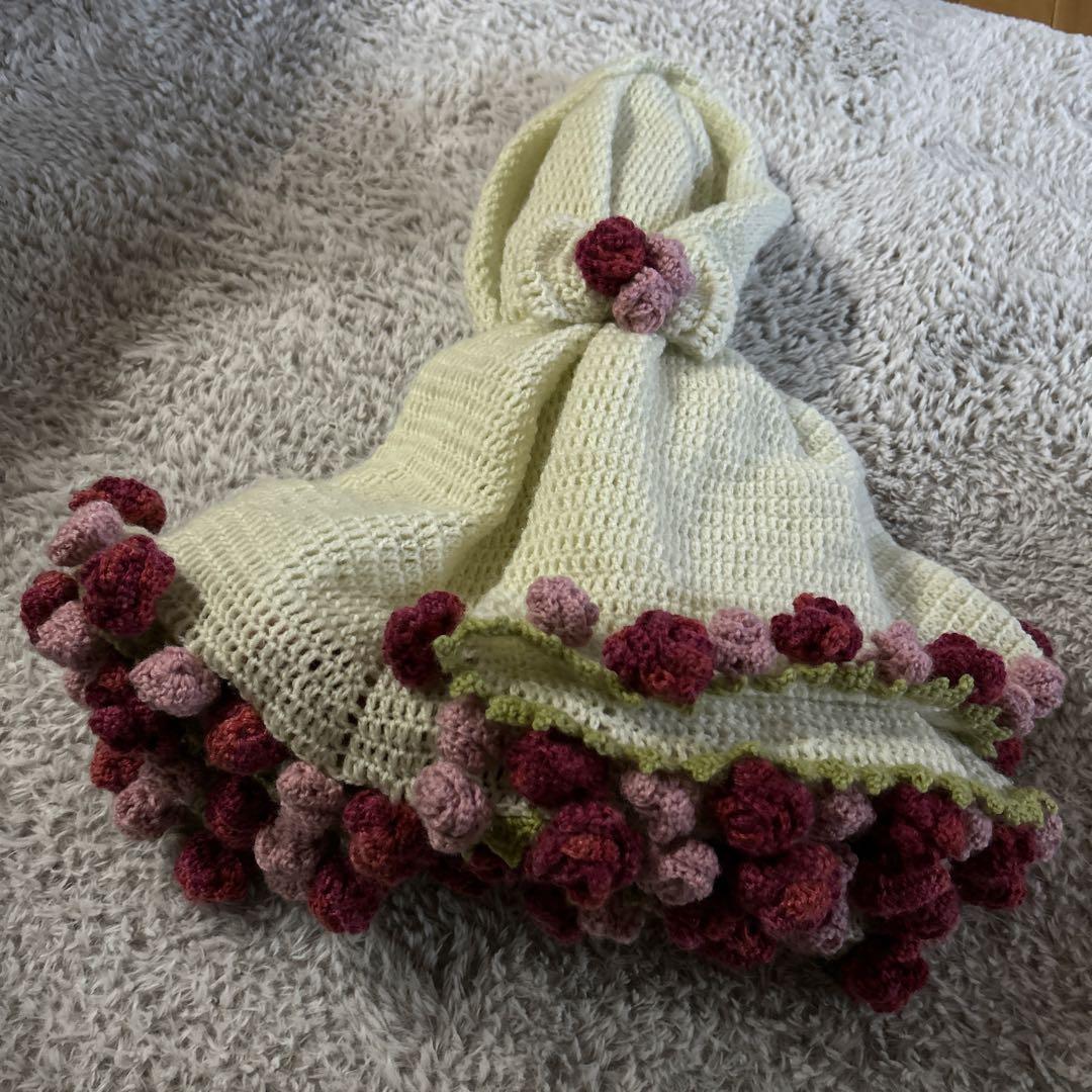 花束ブランケット　赤とピンクのバラ　飾りゴム止め付き