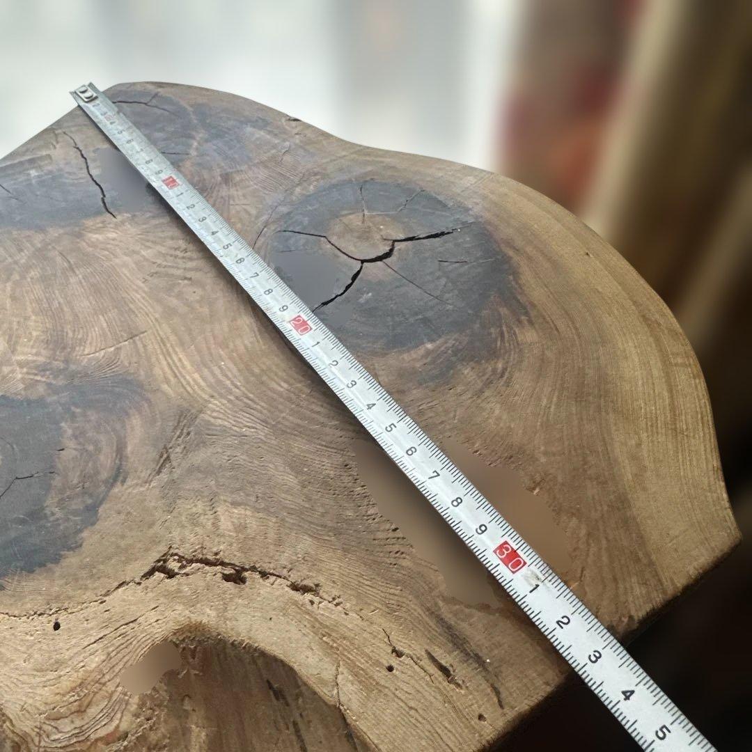 迫力のある木の花台　木製抽象オブジェ