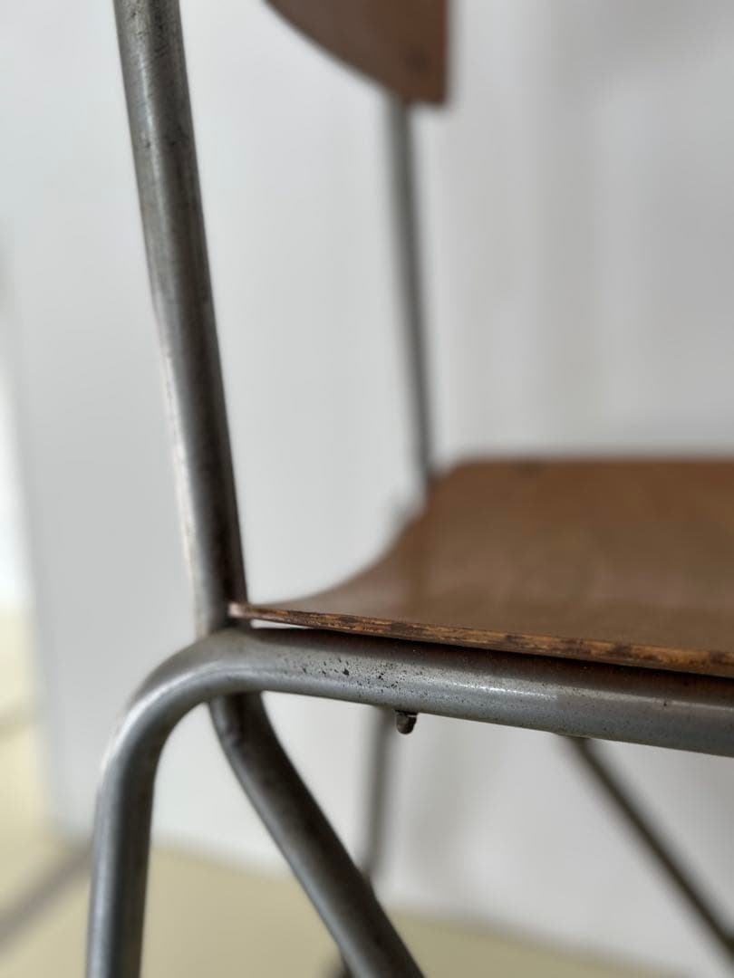 ビンテージフランス　1940年代　カンチレバー　❷ スチールパイプ　チェア　木製