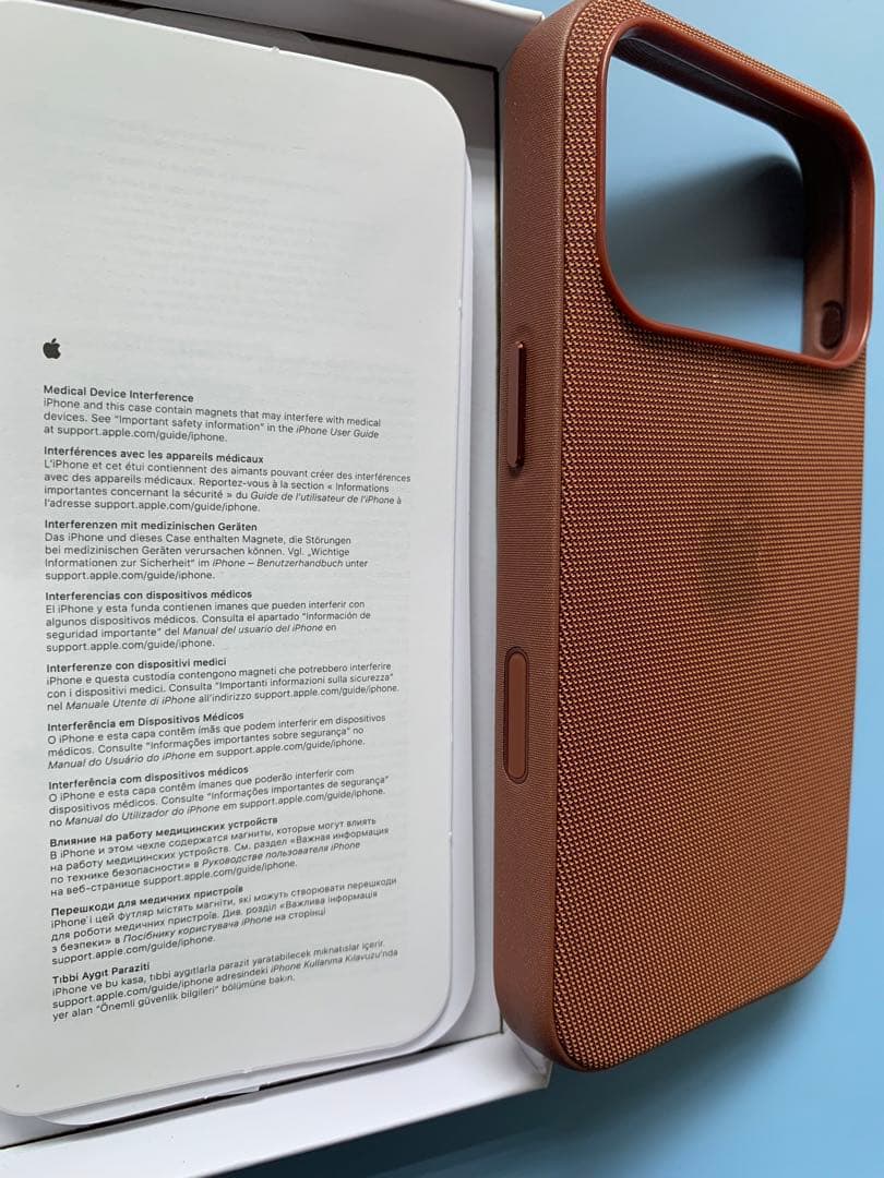 iPhone 17Pro テックウーブンケース 純正品美品 シエナ