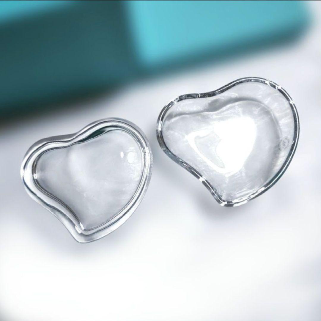未使用シール付き　Tiffany & Co. 蓋付きハート型ガラストレイ　箱有り