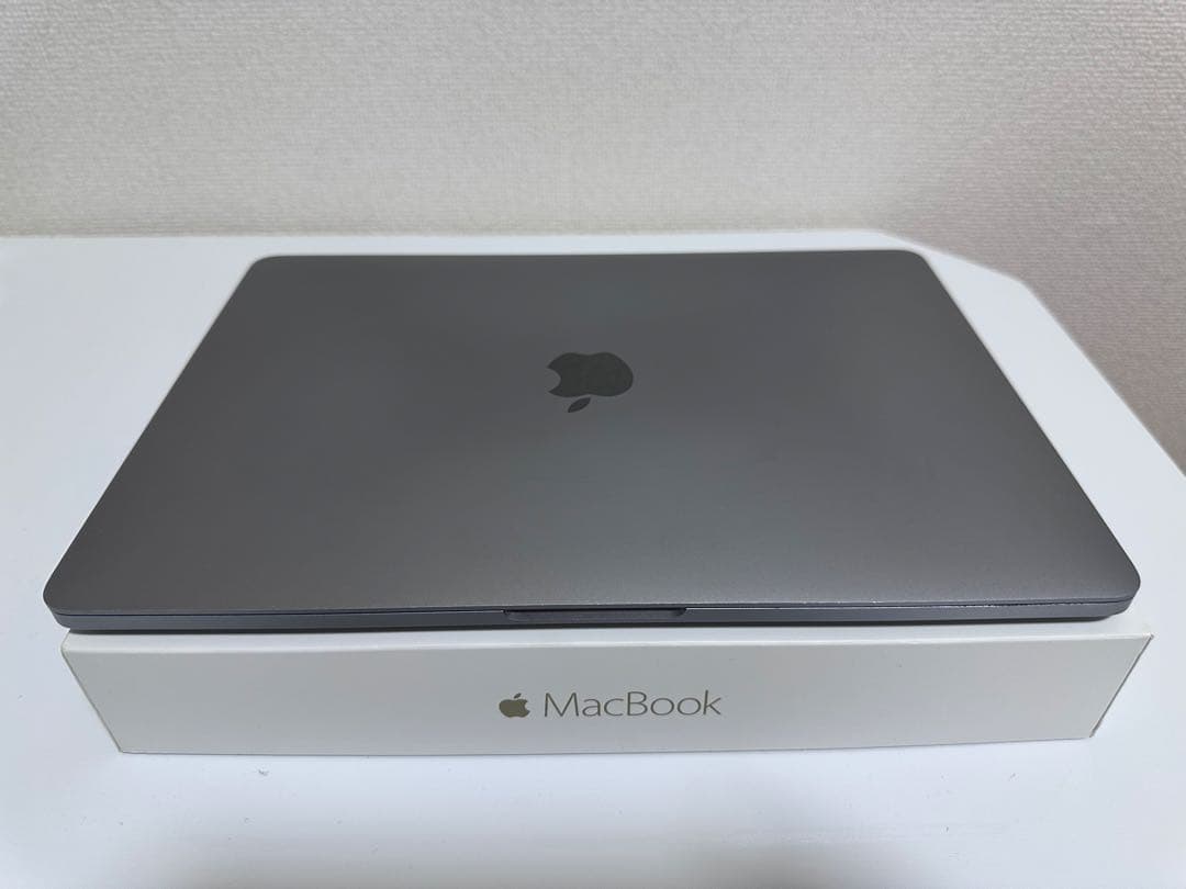 Macbook Pro 13インチ (2020) i5 SSD 512GB