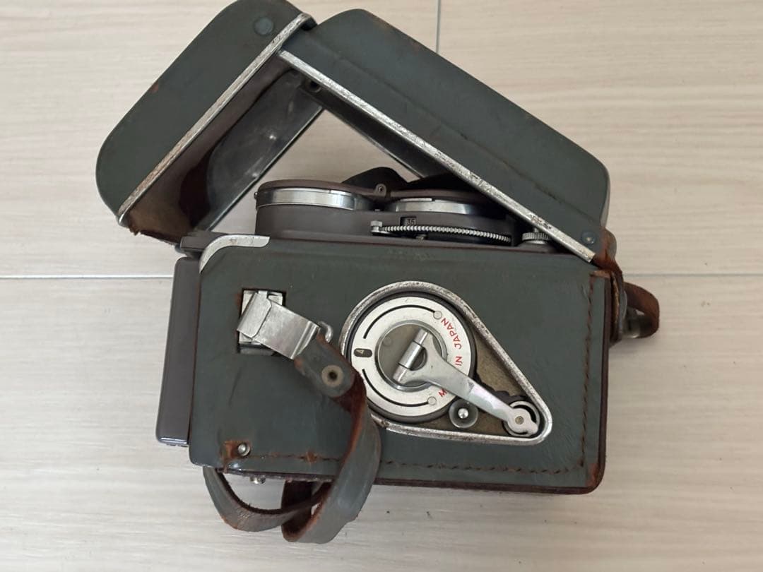 ヤシカ　44二眼レフ稼働品