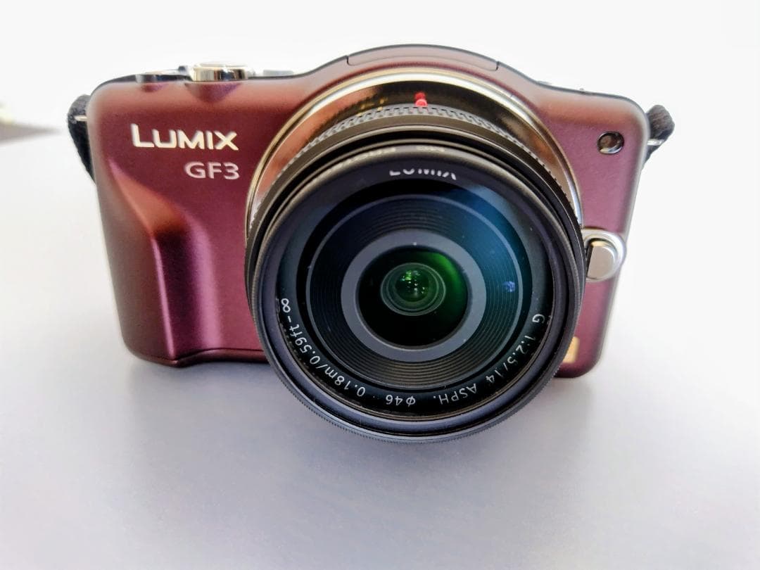 Panasonic LUMIX DMC-GF3 ミラーレス一眼