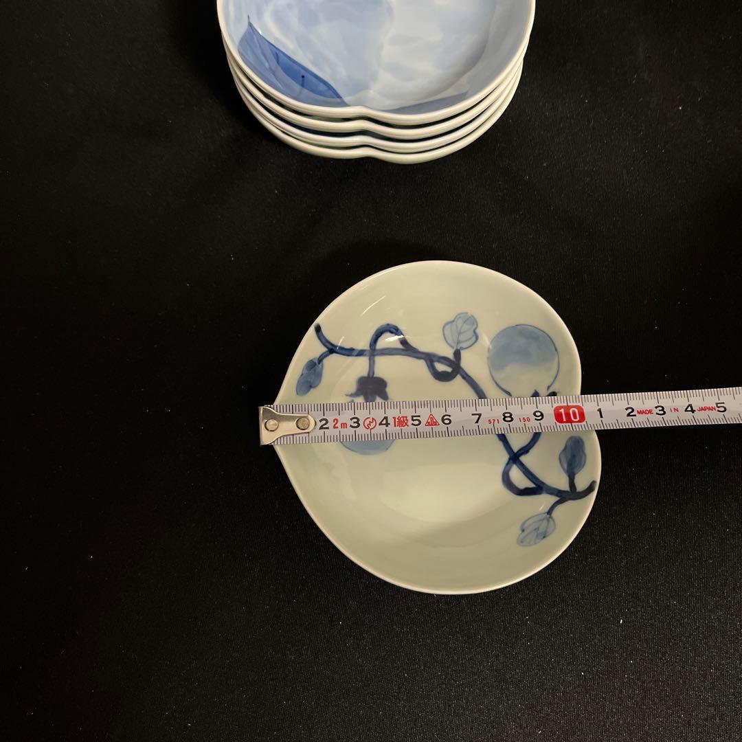 新品未使用　有田焼　皓洋窯　こうようがま　染付　桃型　小鉢　染付見込み桃　豆皿