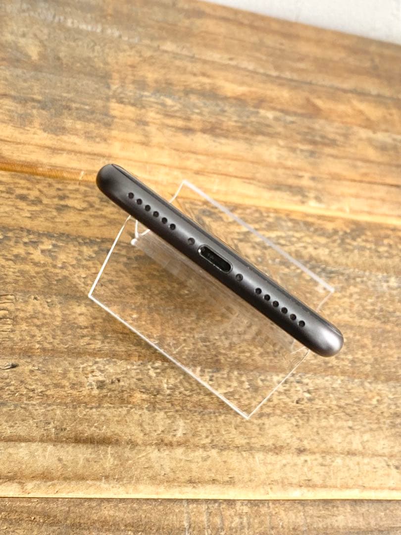 iPhone8 64GB 本体のみ グレイ NQ782J/A B88％ 送無