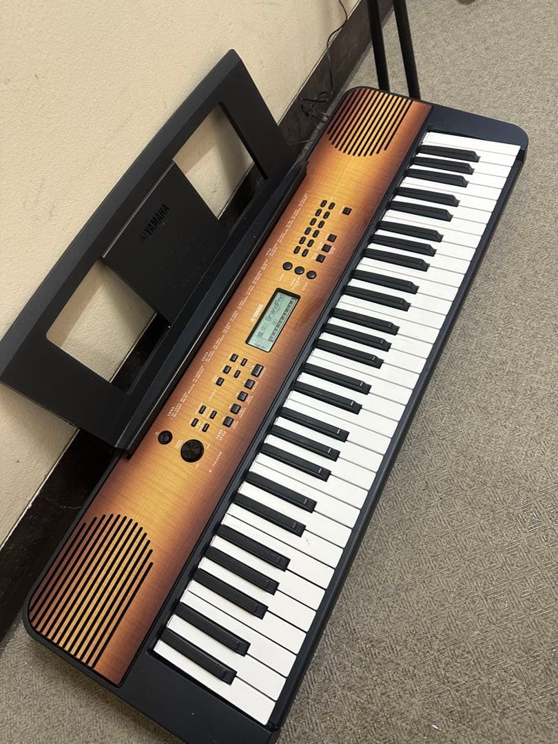 ● YAMAHA 61鍵電子キーボード　PSR-E360MA 25年製