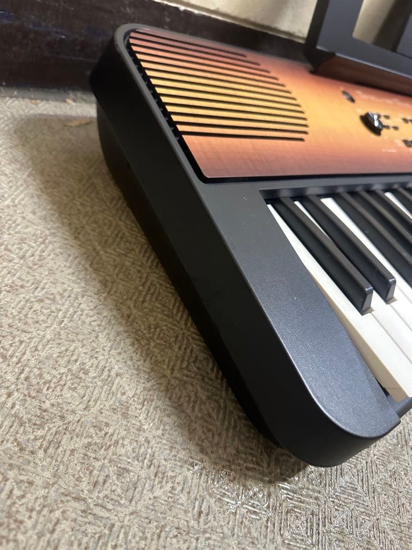 ● YAMAHA 61鍵電子キーボード　PSR-E360MA 25年製