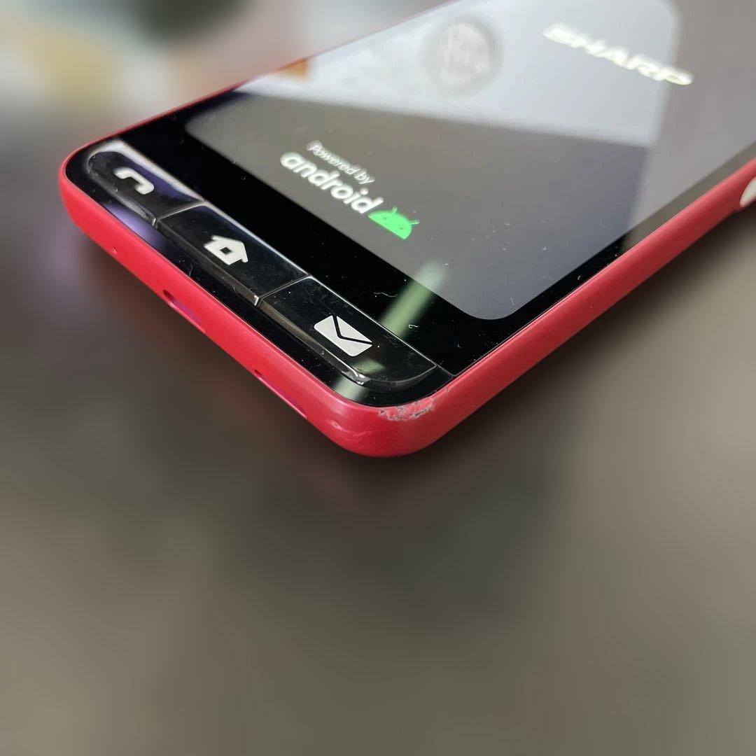 SHARP BASIO active 64GB 赤　スマートフォン