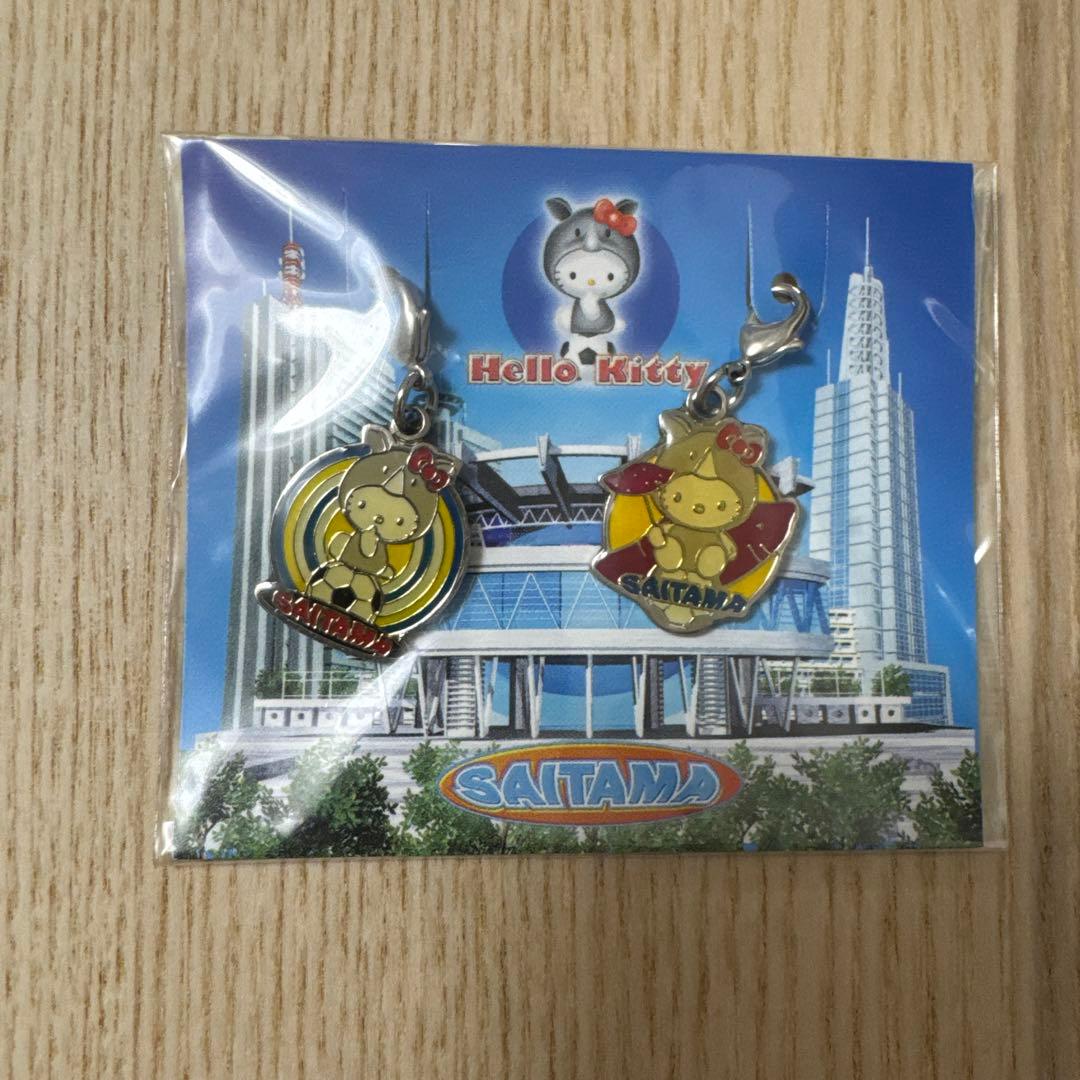 ご当地キティ　埼玉　草加せんべい　セット　ストラップ　キーホルダー　新品