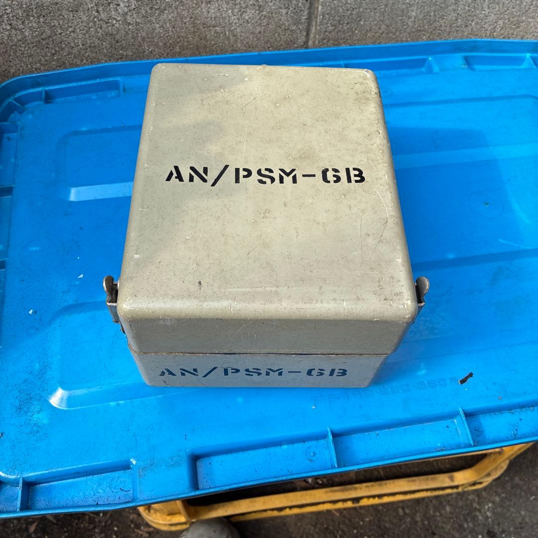 米軍で使用されていたポータブル真空管テスター「AN/PSM-6