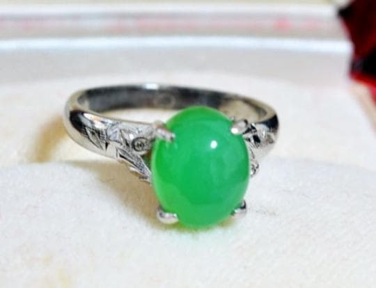 翡翠 ヒスイ 緑石 刻印あり18k アクセサリー リング ピアス 指輪