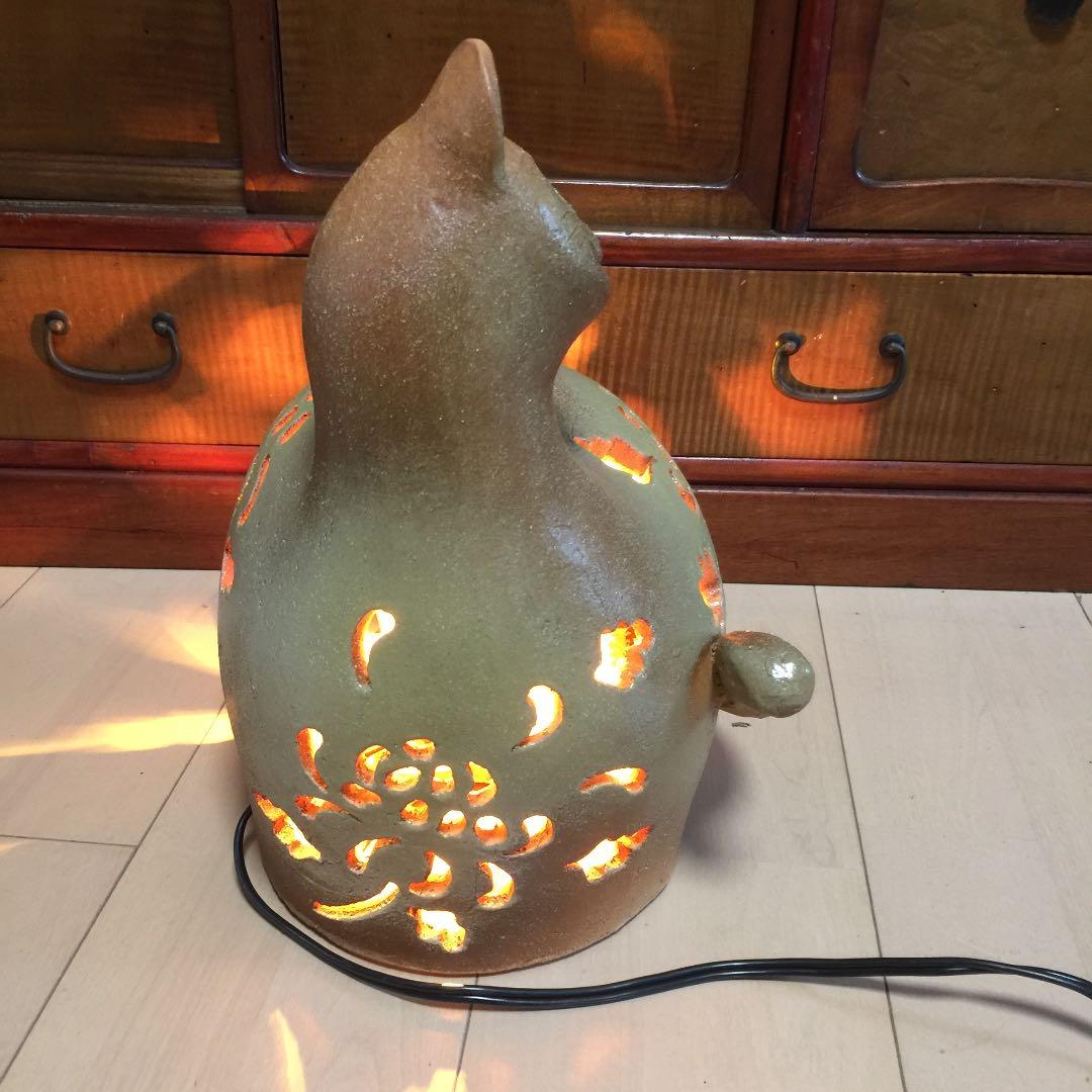 猫のライト 菊柄 陶芸