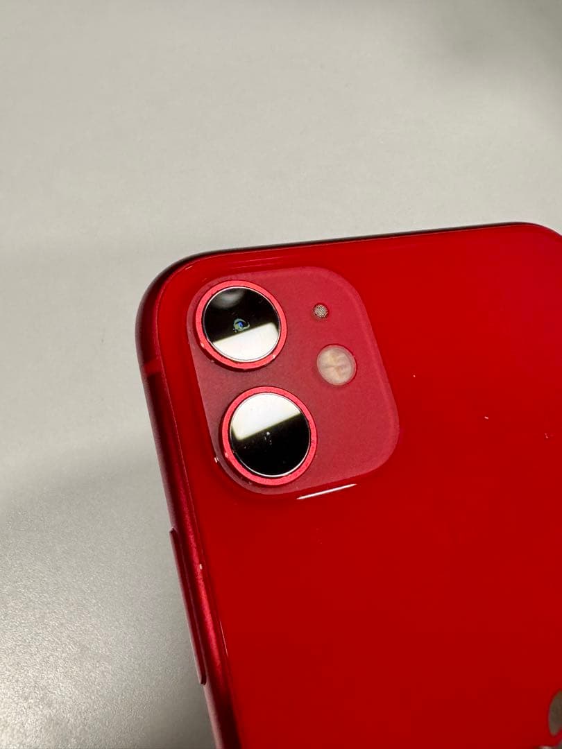【美品】Apple iPhone 11 (RED) 本体 64GB