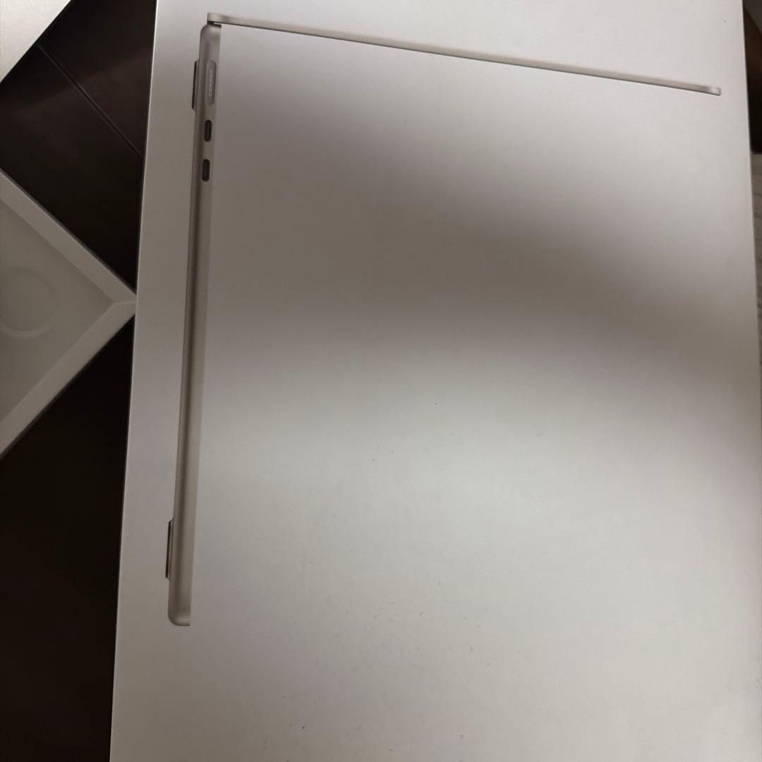 MacBook air m2 16GBユニファイドメモリ　256GB SSD