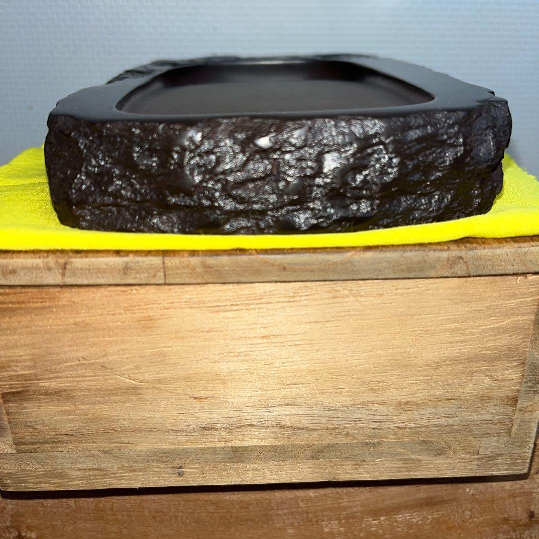 ⭕️赤間硯　新品美品　名工　玉峯　日枝敏夫　梅花彫刻入り　姿が美しい　女性好み作品