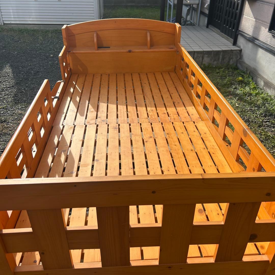 09.0065 宮付き木製シングルベッド
