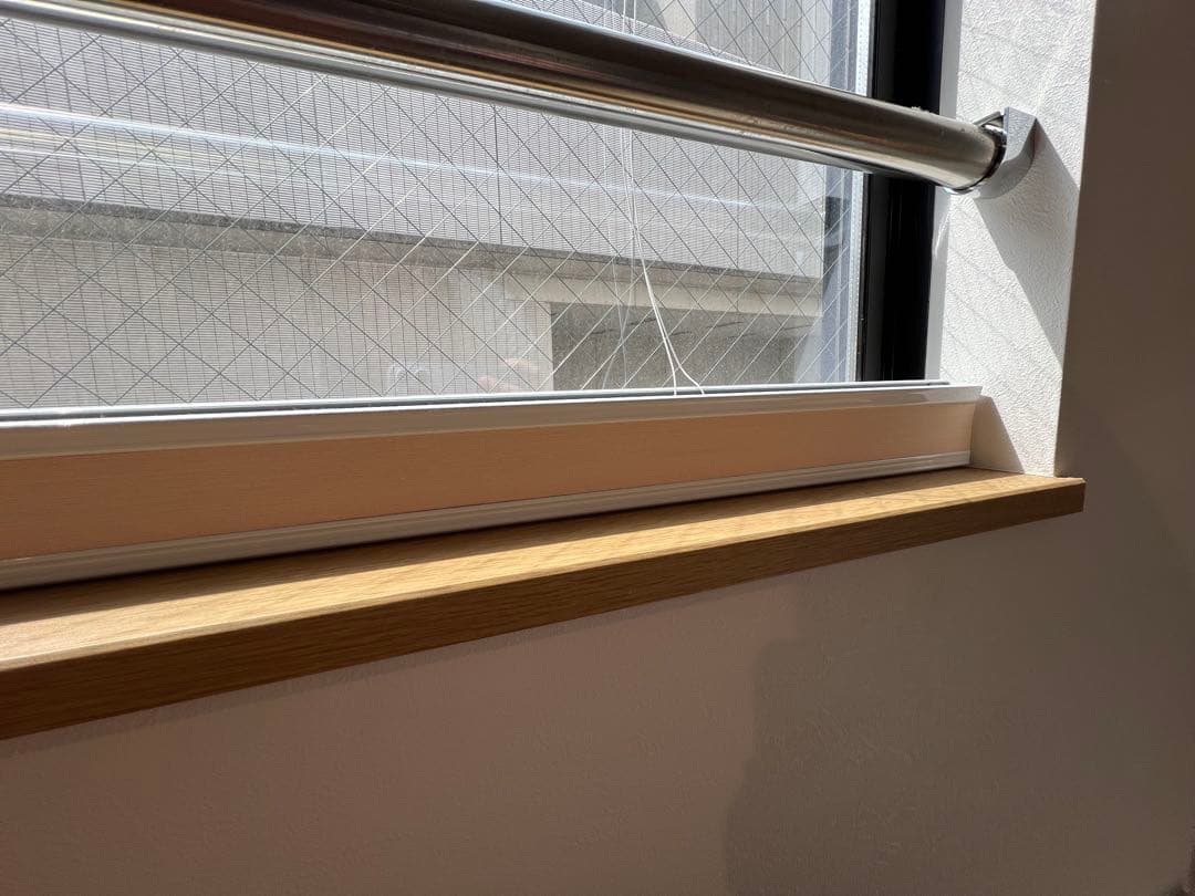 TUISS DECOR 採光トップダウンハニカムシェード