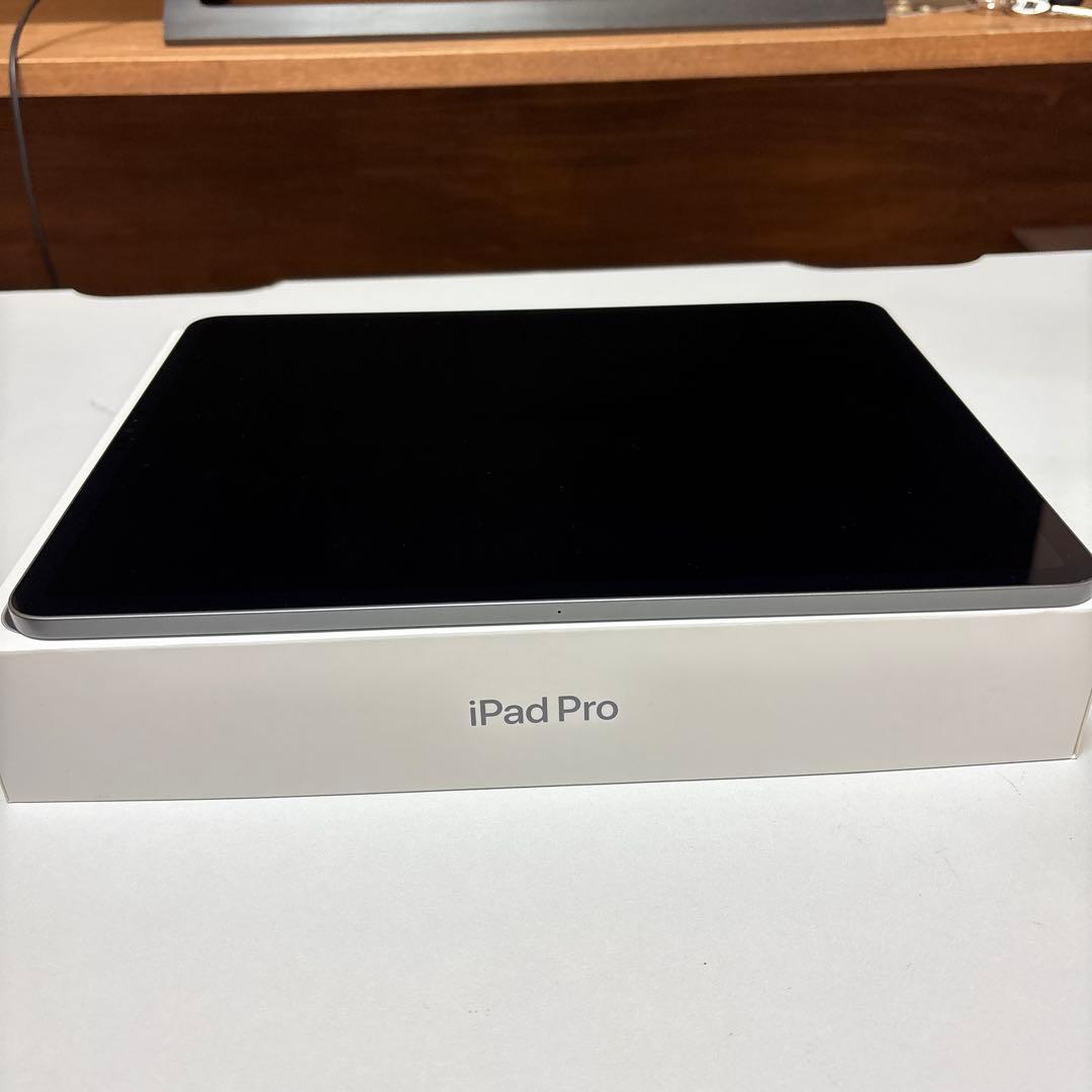 【美品】iPad Pro 12.9インチ 256GB 第5世代 M1