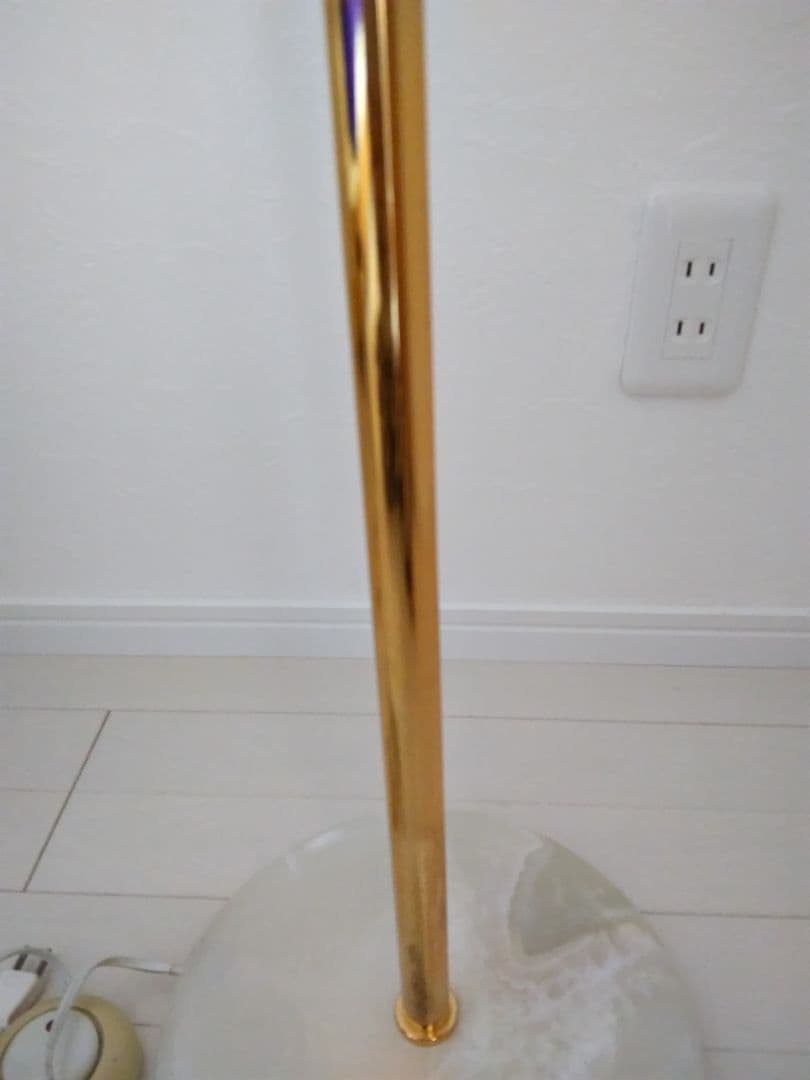 フロアスタンド フロアライト 白ガラス 大理石 ゴールド アンティーク レトロ