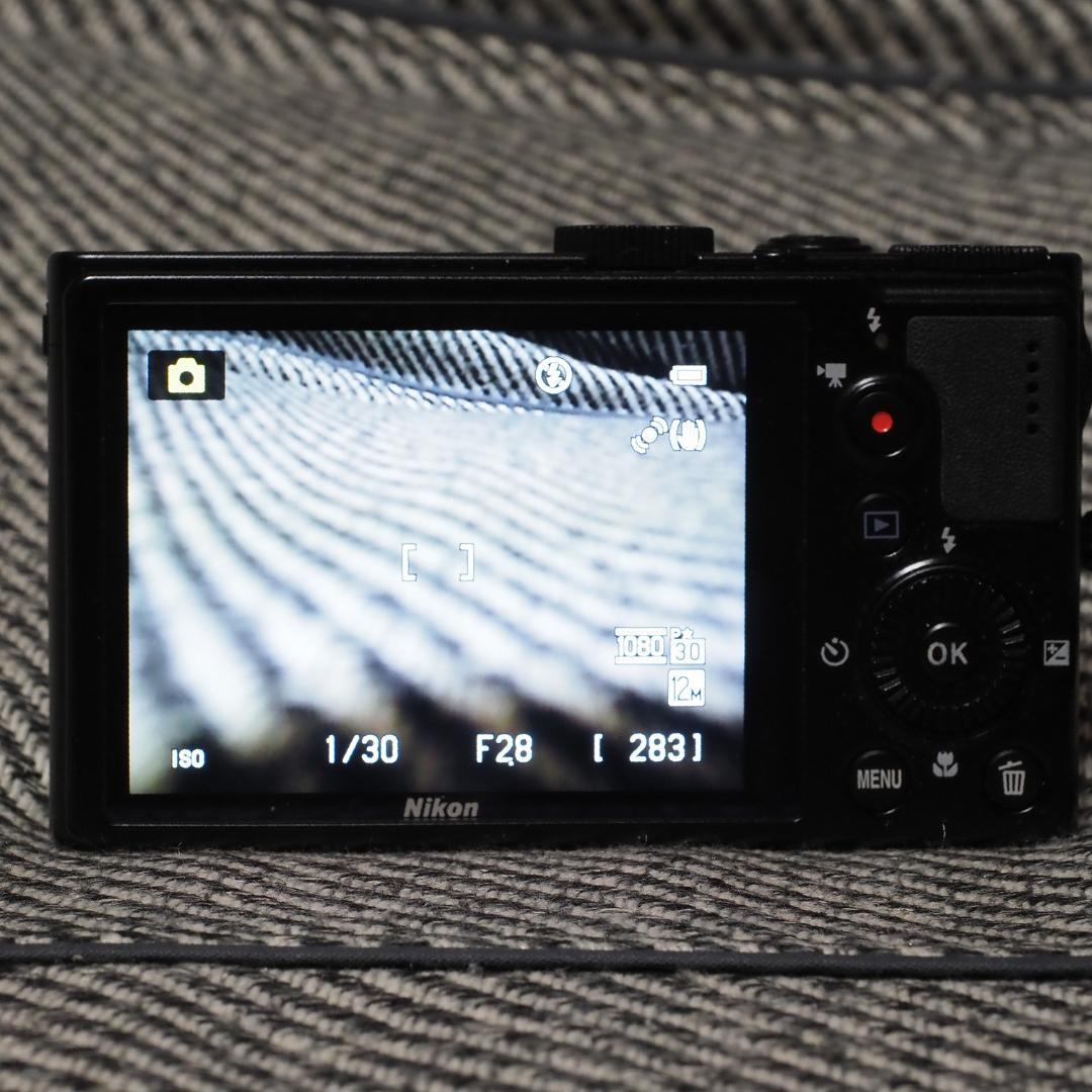 Nikonニコン デジタルカメラCOOLPIX P300 ブラック