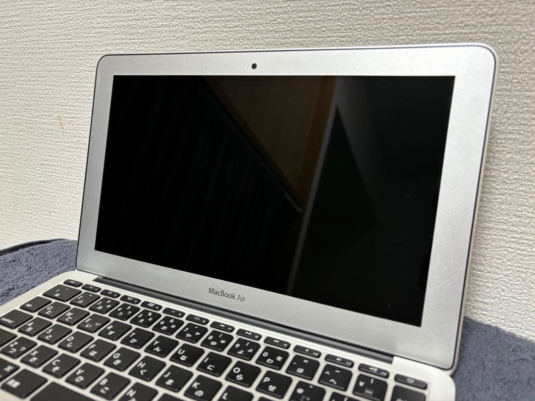 Apple MacBook Air 6.1 シルバー 11インチ