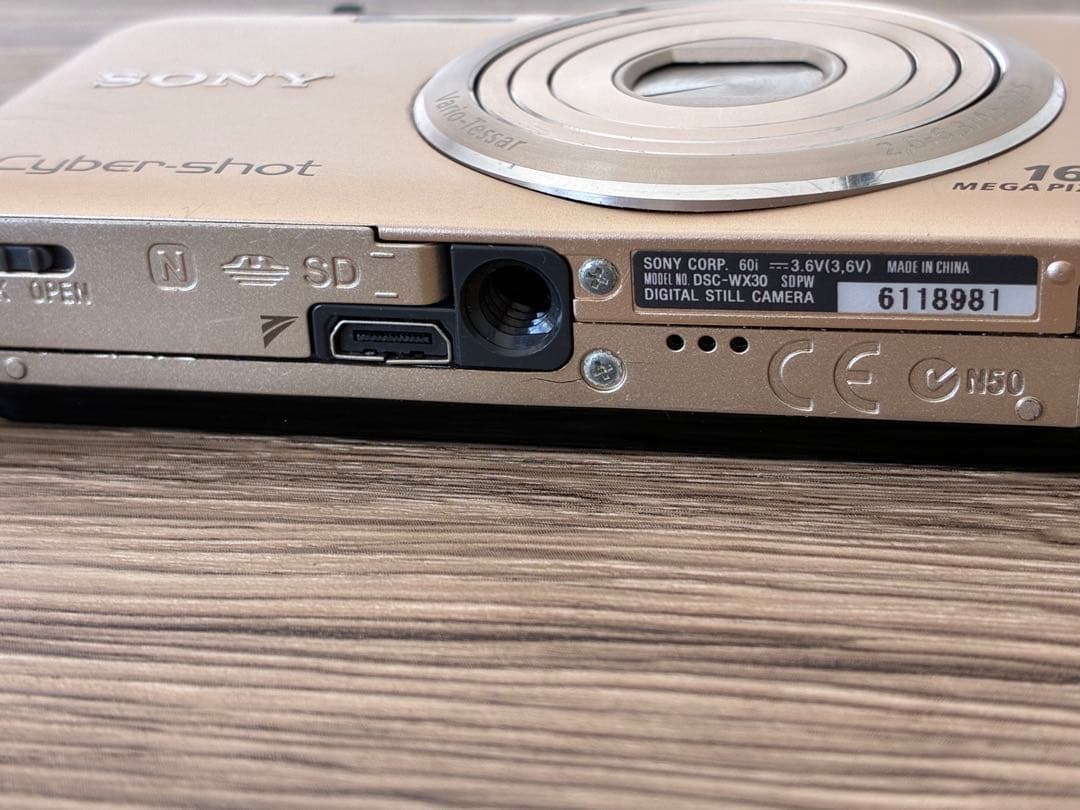 SONY Cyber-shot DSC-WX30 ゴールド 16.2MP 981