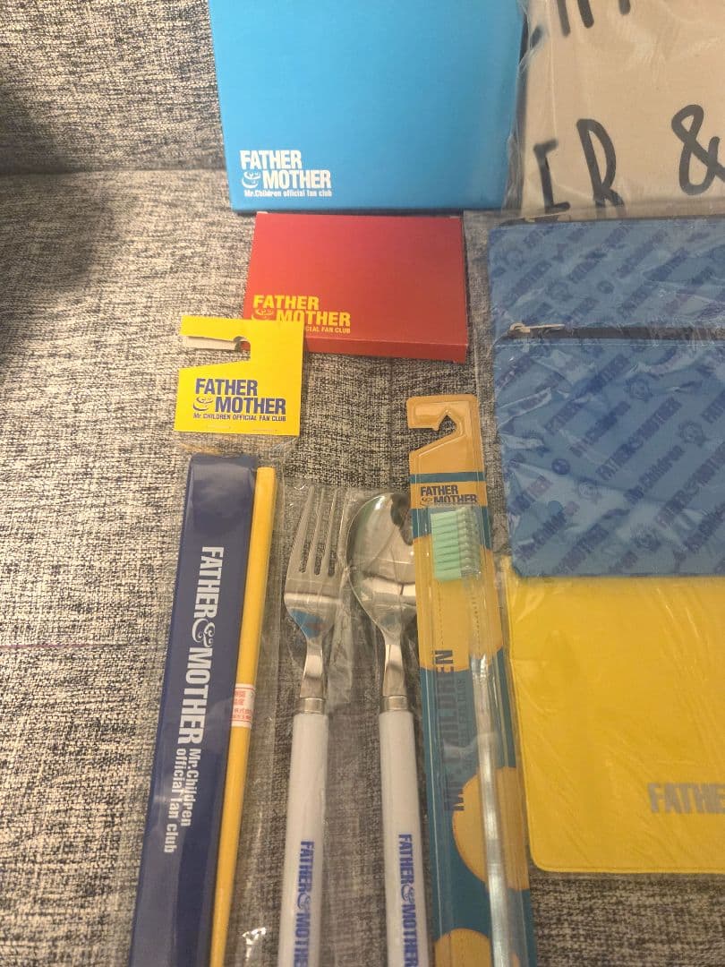 Mr.Children ファンクラブ継続特典　クッション　トート　ポーチ他