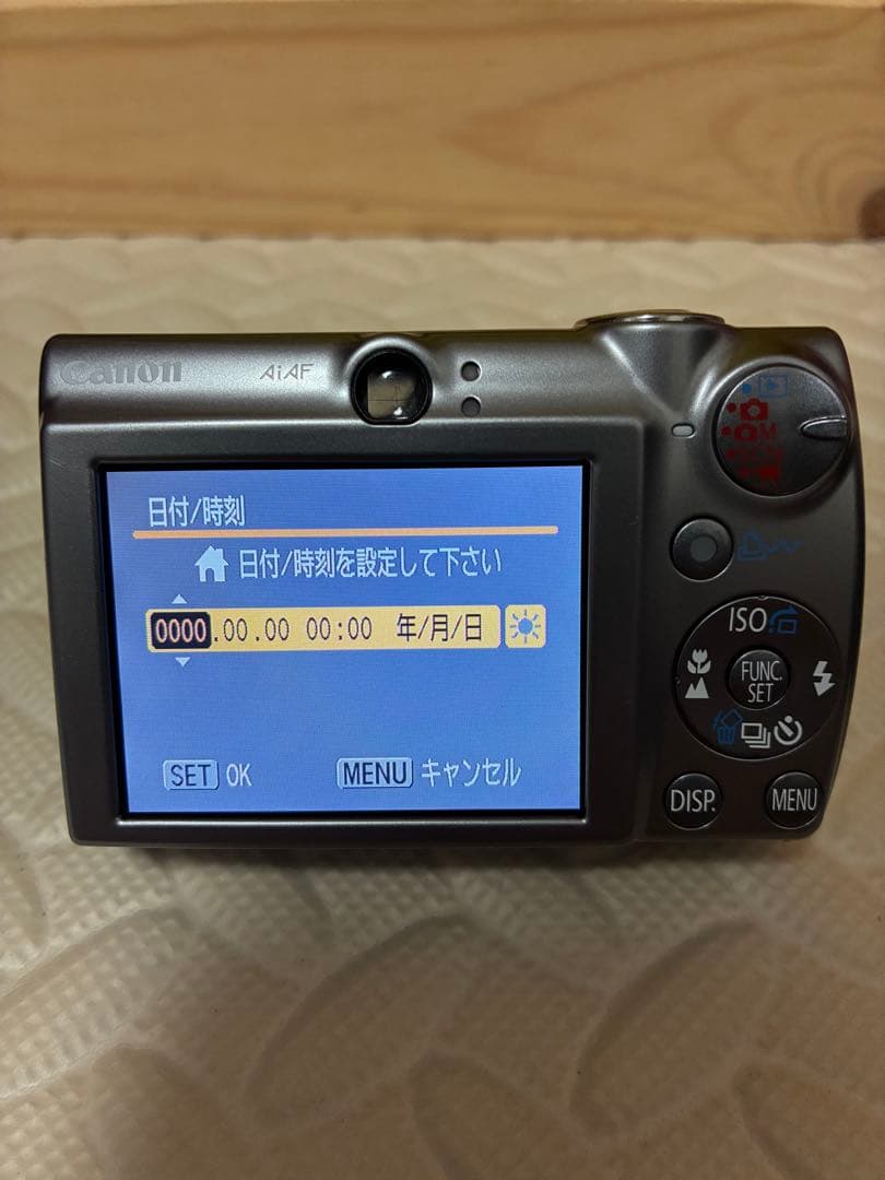 美品純正ケース付き　canon&キャノン　ixy 900is デジタルカメラ
