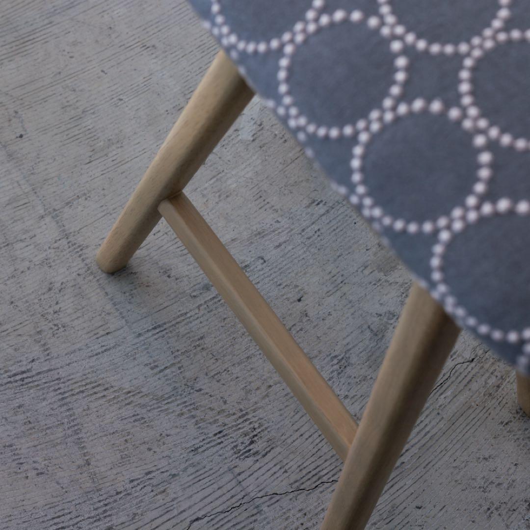 キッチンスツールNA H530＋ミナ ペルホネン　タンバリン